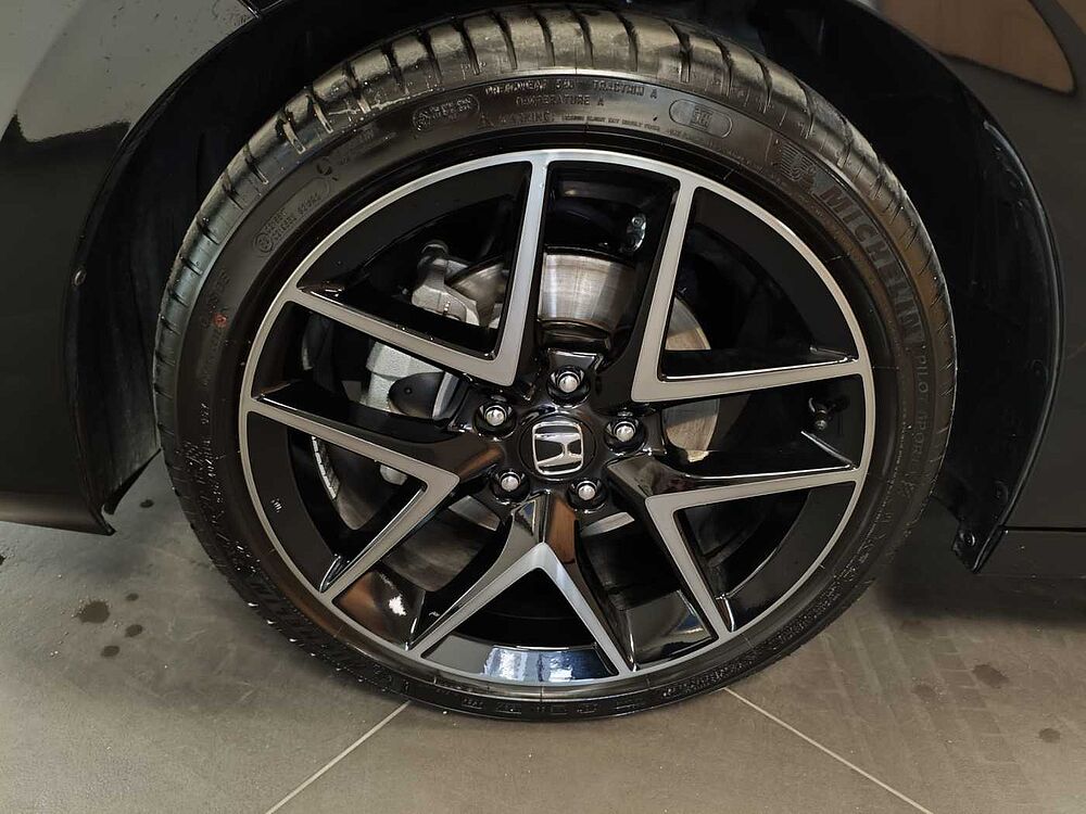 Honda Civic ELEGANCE 2.0 IMMD ADVANCE