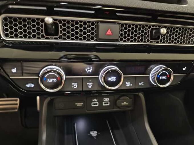 Honda Civic ELEGANCE 2.0 IMMD ADVANCE